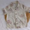 camisa beige de flores Camiseta de Botones de niño Talla: 18 meses