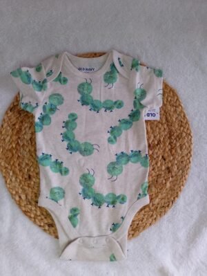mameluco oruga Mameluco Unisex oruga Talla: 6-12 meses