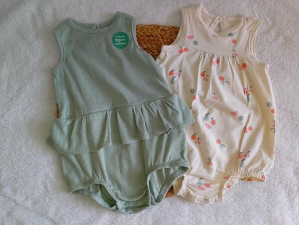 mameluco verde y crema Duo de Mamelucos