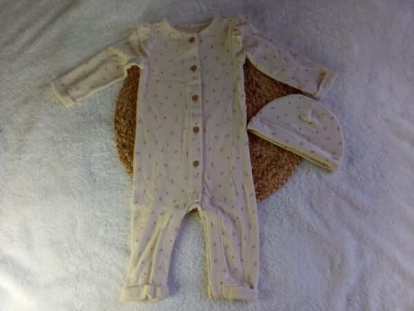 pijama con gorro Pijama de niña con gorro Talla 6 meses