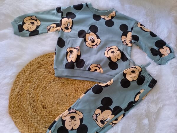 WhatsApp Image 2026-01-19 at 5.51.30 PM Buso Mickey / Talla 2t