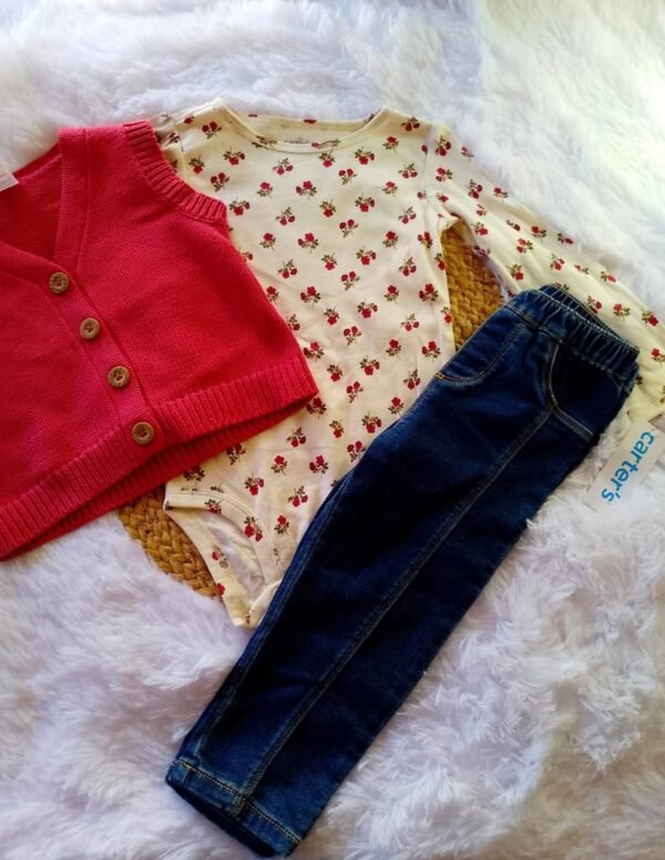 WhatsApp Image 2026-01-19 at 5.51.42 PM (2) Conjunto de 3 piezas / Talla 24 meses