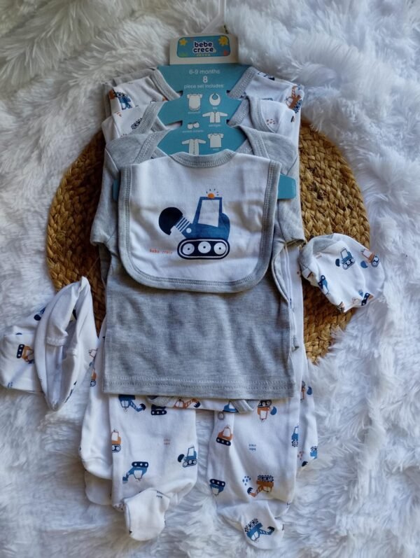 WhatsApp Image 2026-01-19 at 6.10.56 PM (2) Set pijama de 8 piezas / Talla 6-9 meses